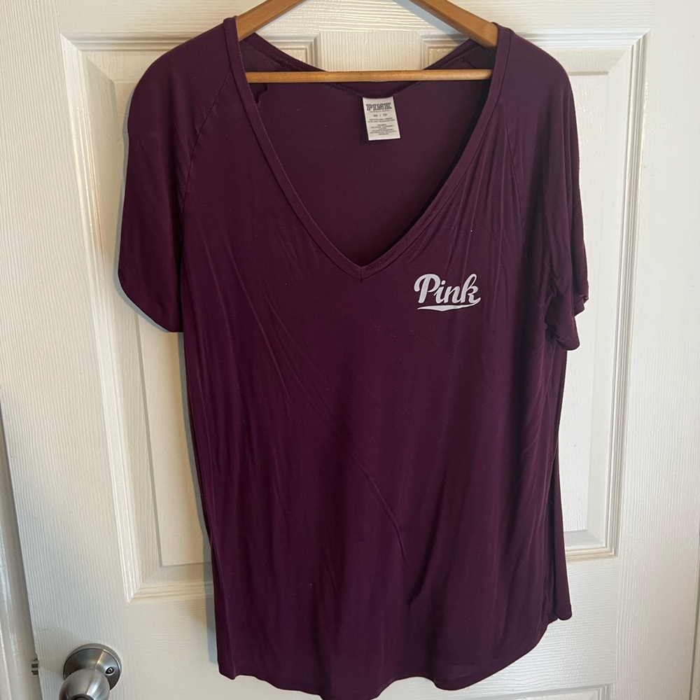 Maroon Pink V-neck tshirt
